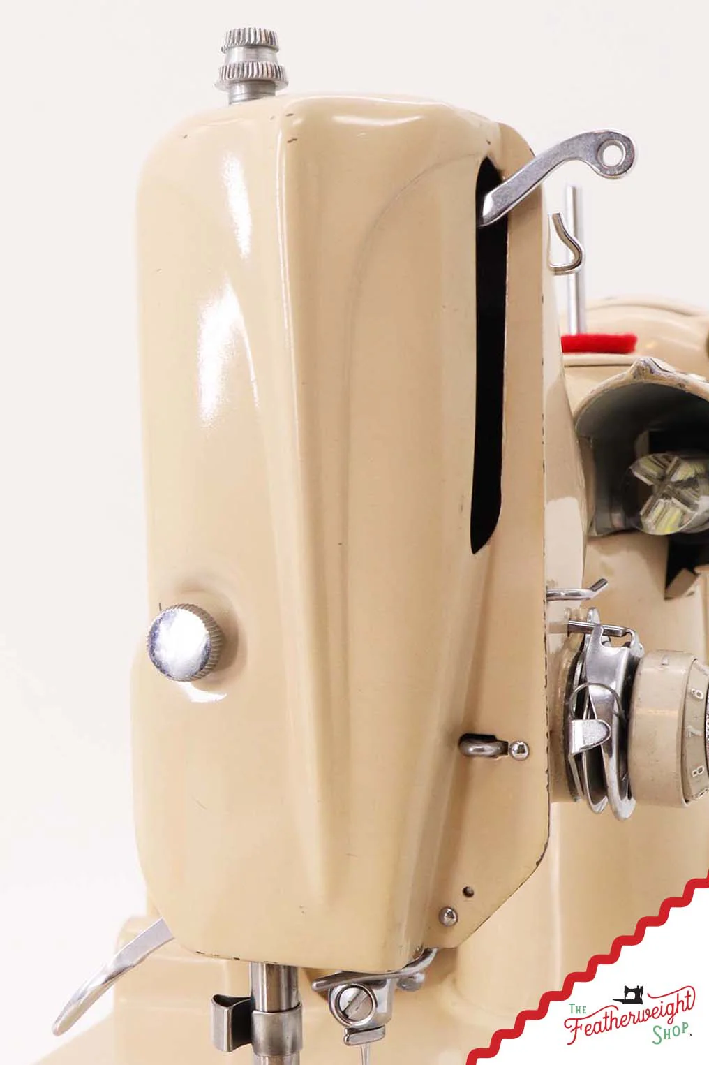 Singer Featherweight 221J Sewing Machine, Tan - JE161*** - Image 12