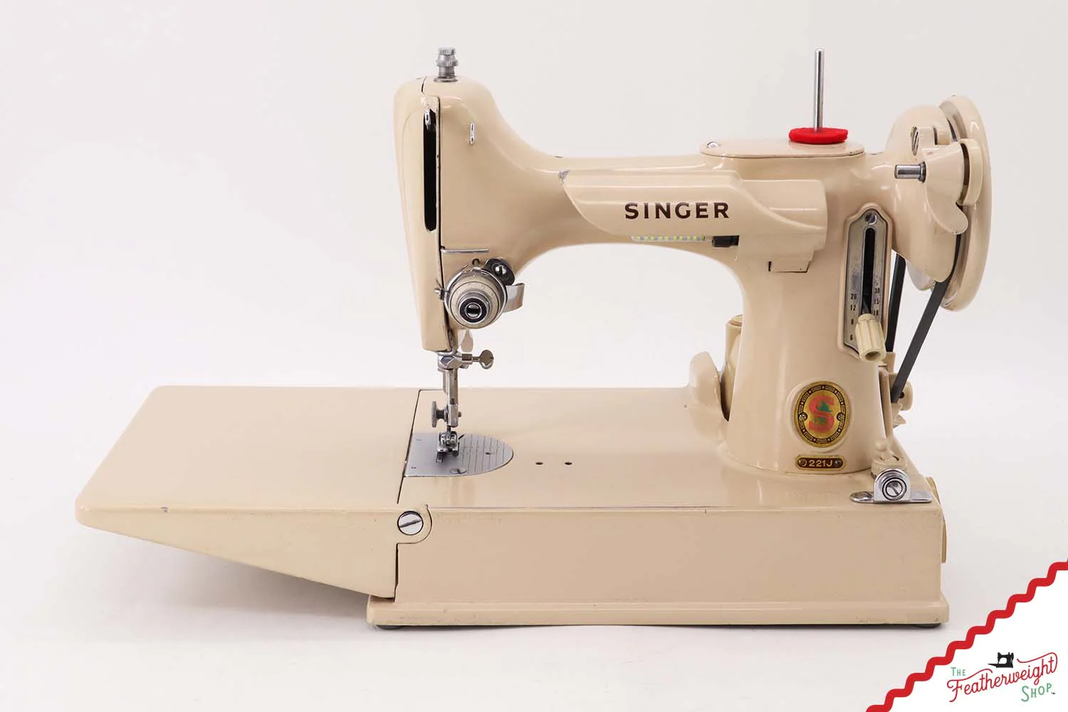 Singer Featherweight 221J Sewing Machine, Tan - JE161*** - Image 3