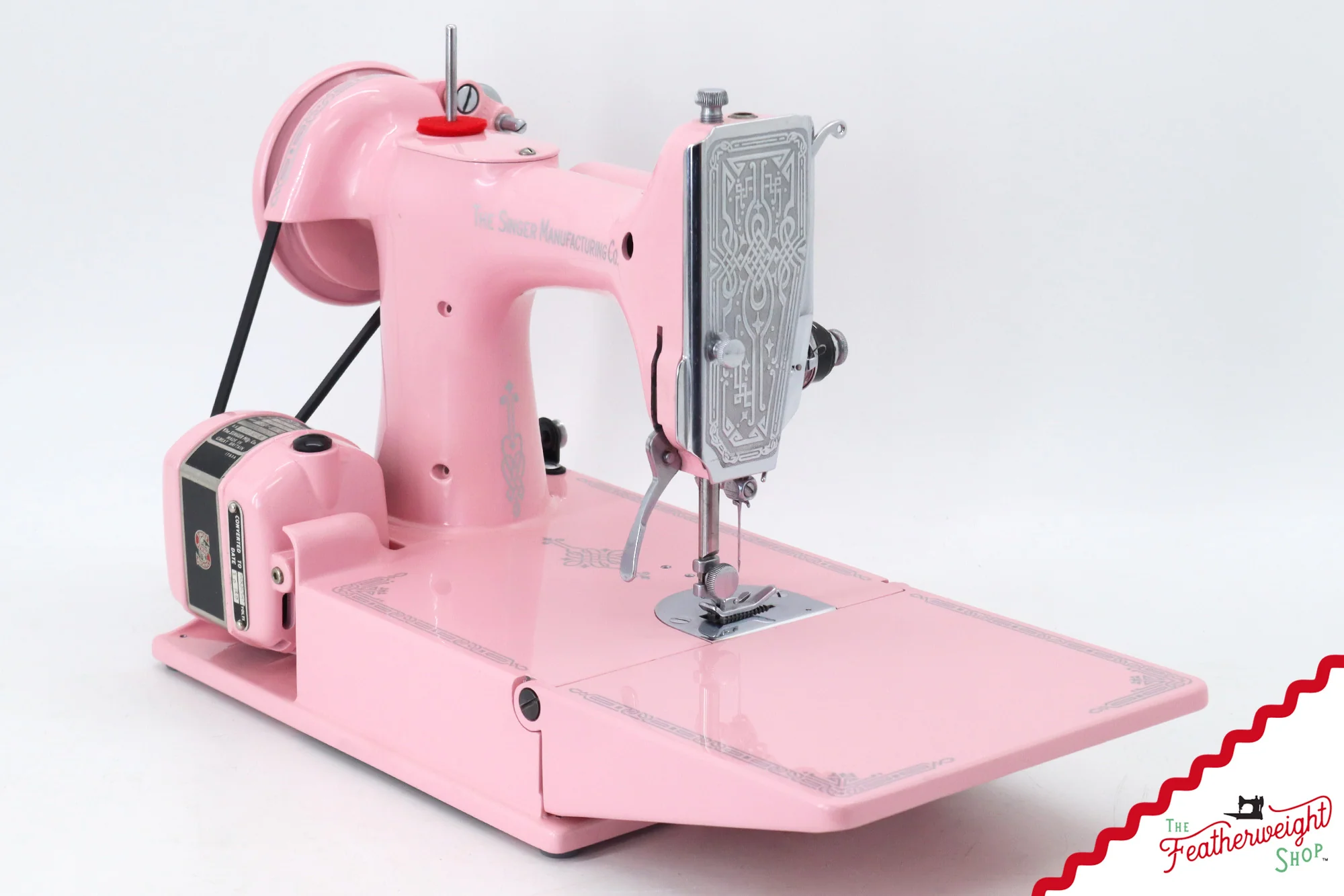 Singer Featherweight 221K - EE4528** - Fully Restored in Pink Frosting - Image 6