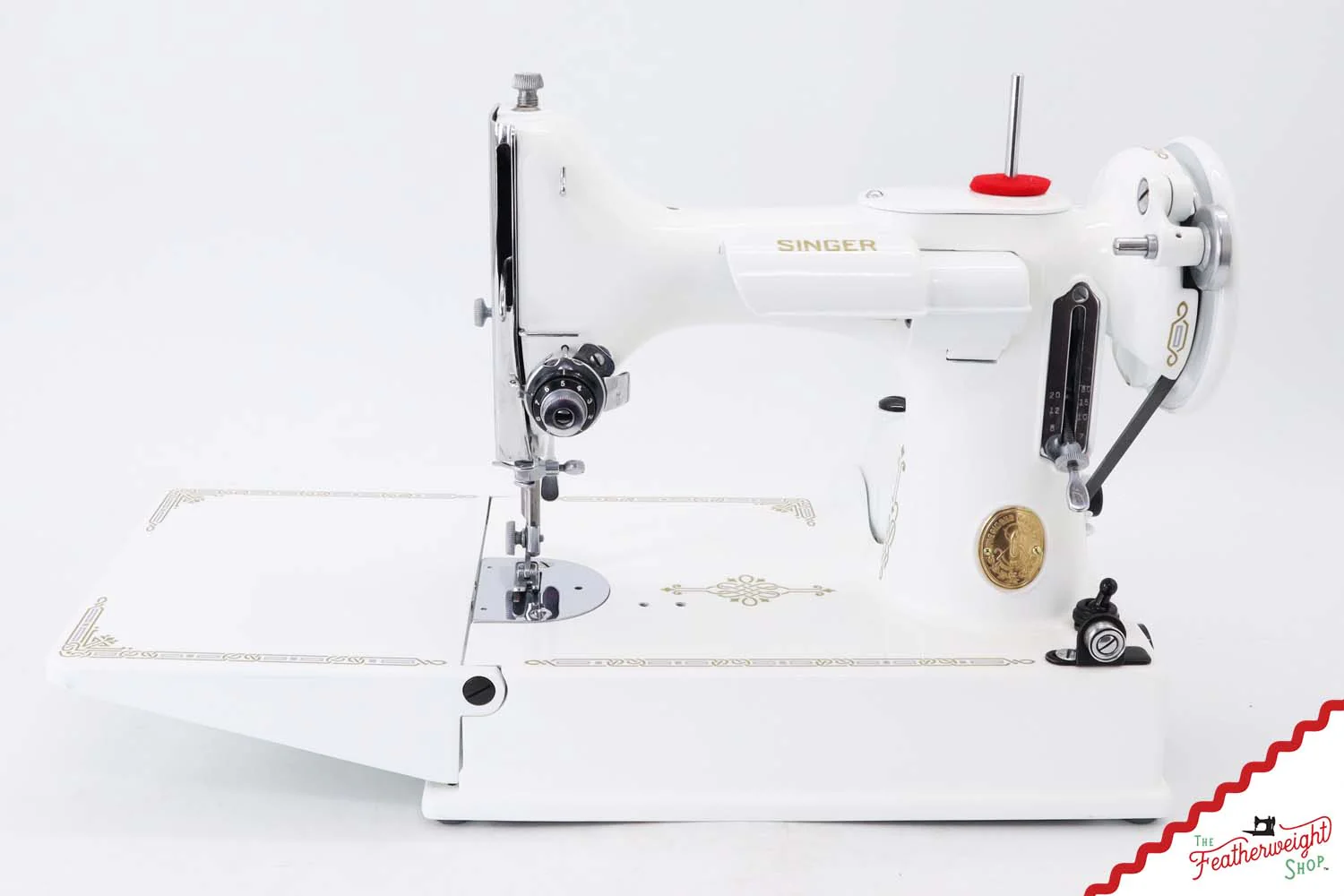 Singer Featherweight 221K - EE45284* - Fully Restored in White - Image 4