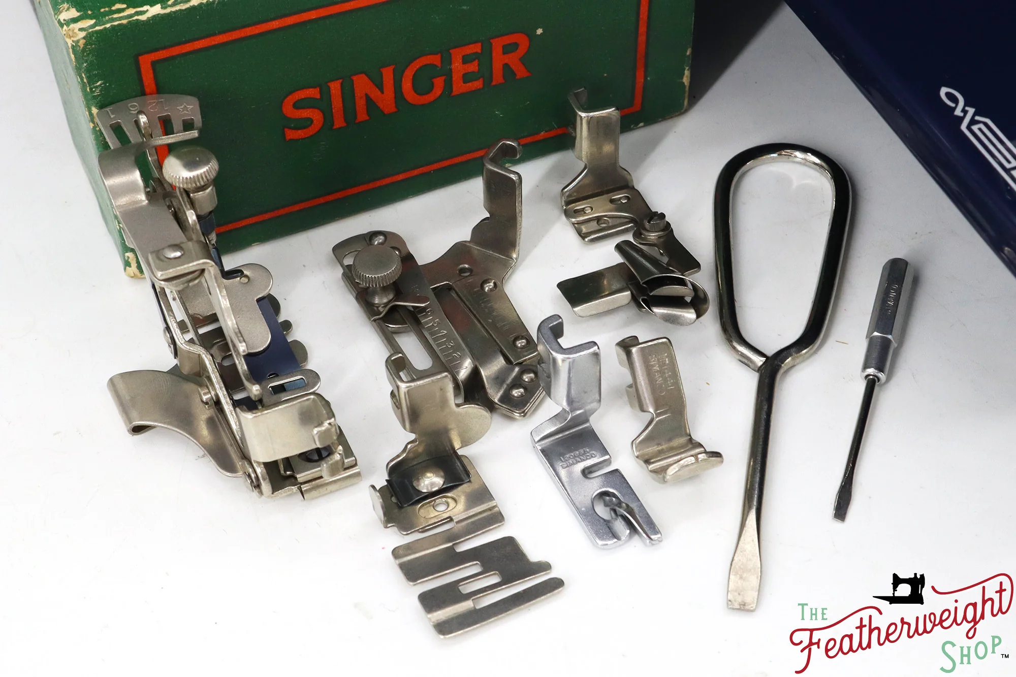 Singer Featherweight 221K - EE574*** - Fully Restored in Navy - Image 17