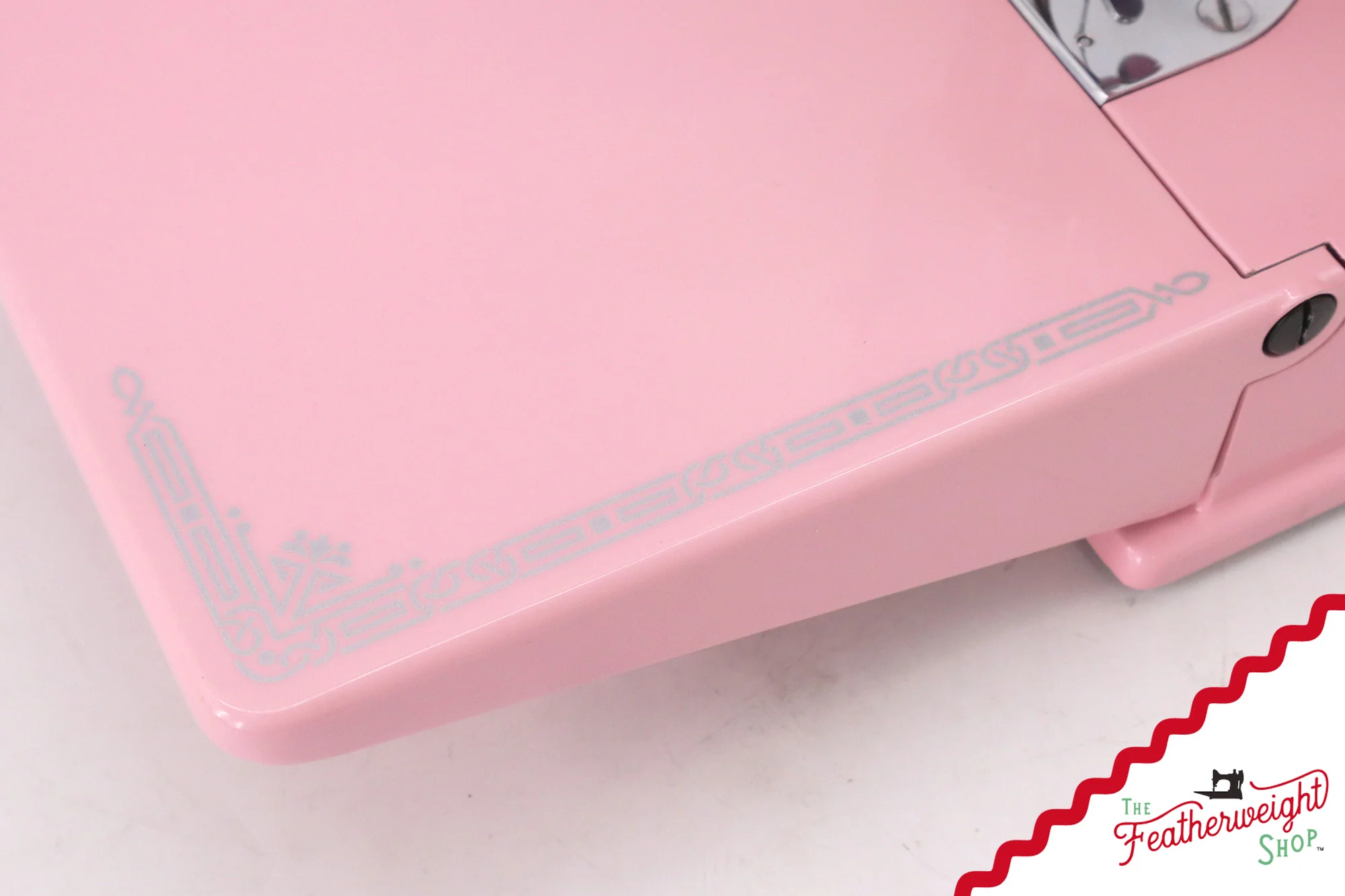 Singer Featherweight 221K - EF279*** - Fully Restored in Pink Frosting - Image 10