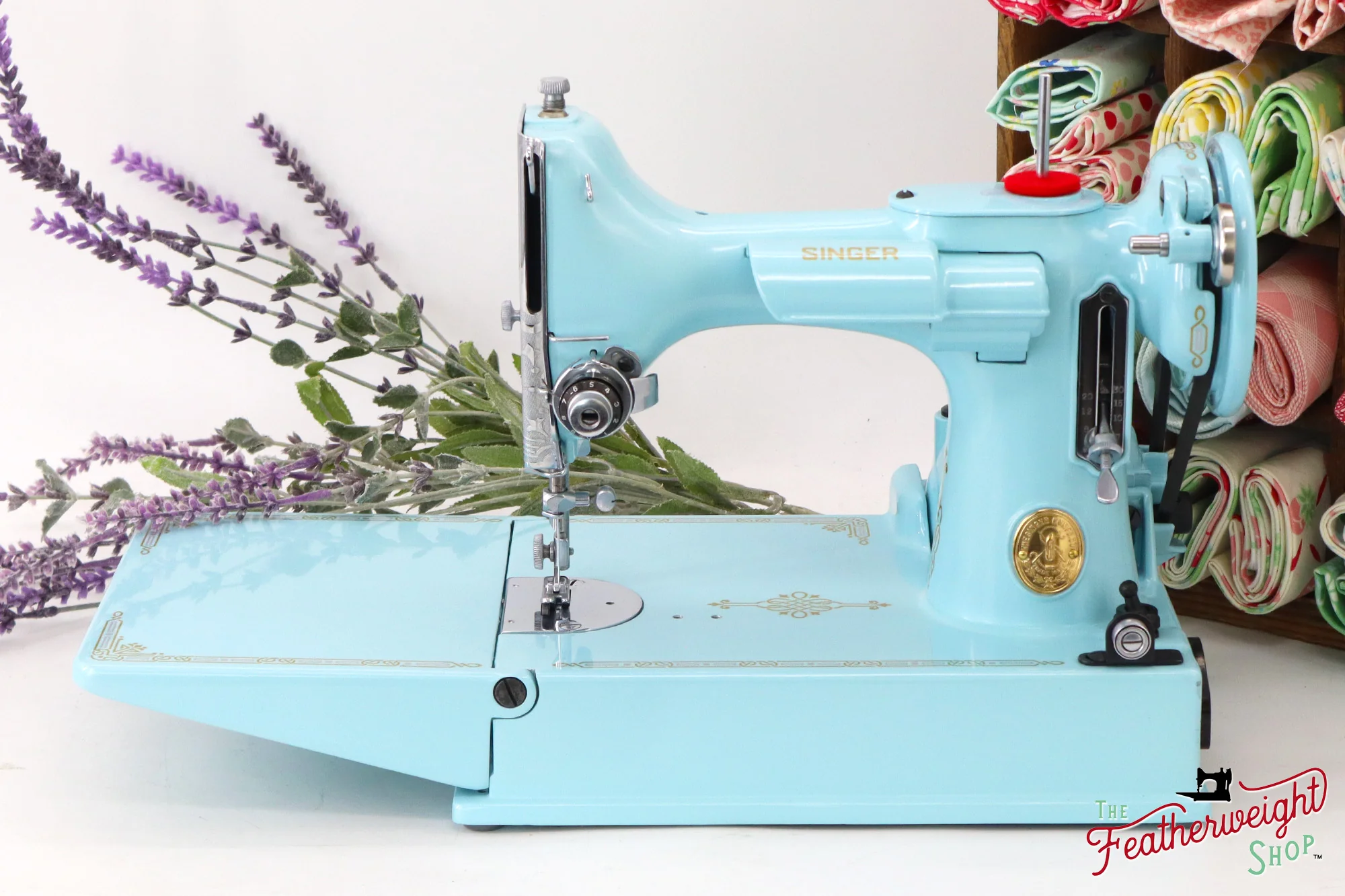 Singer Featherweight 221K - EF562*** - Fully Restored in Snowflake Blue - Image 4