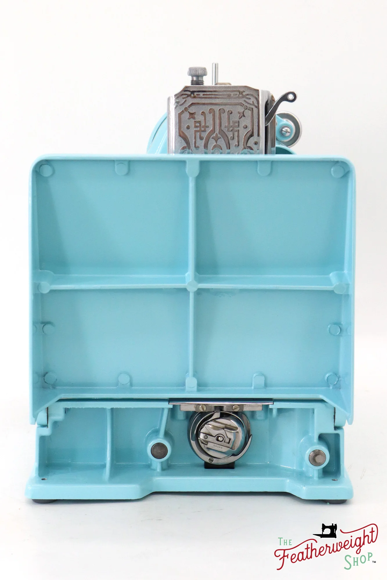 Singer Featherweight 221K - EF562*** - Fully Restored in Snowflake Blue - Image 6