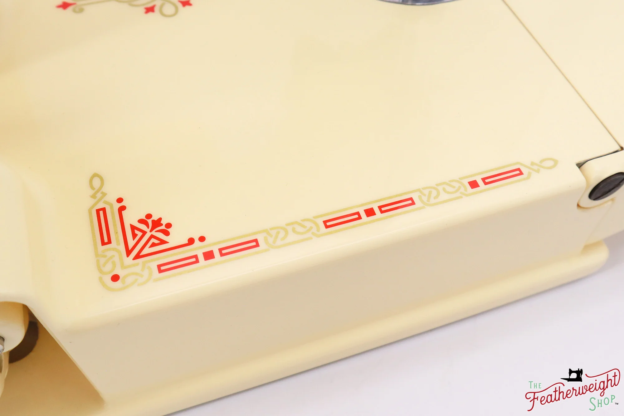 Singer Featherweight 221K, EH890*** - Fully Restored in Sugar Cookie - Image 10