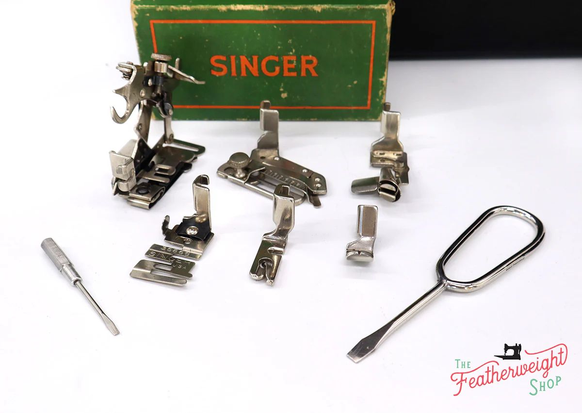 Singer Featherweight 221K, Rare MR - EF565*** Original Receipt! - Image 23