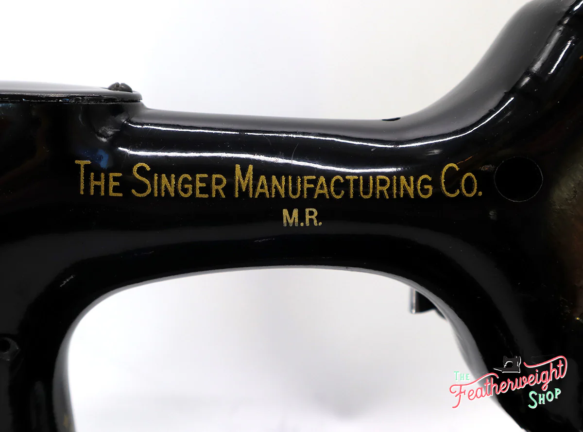 Singer Featherweight 221K, Rare MR - EF565*** Original Receipt! - Image 4