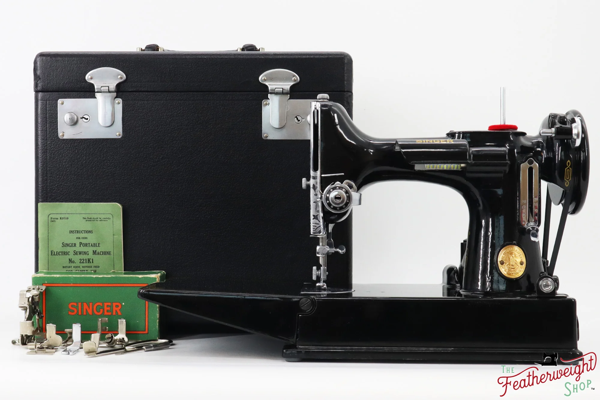 Singer Featherweight 221K Sewing Machine, 1948 - EE576*** - Image 2