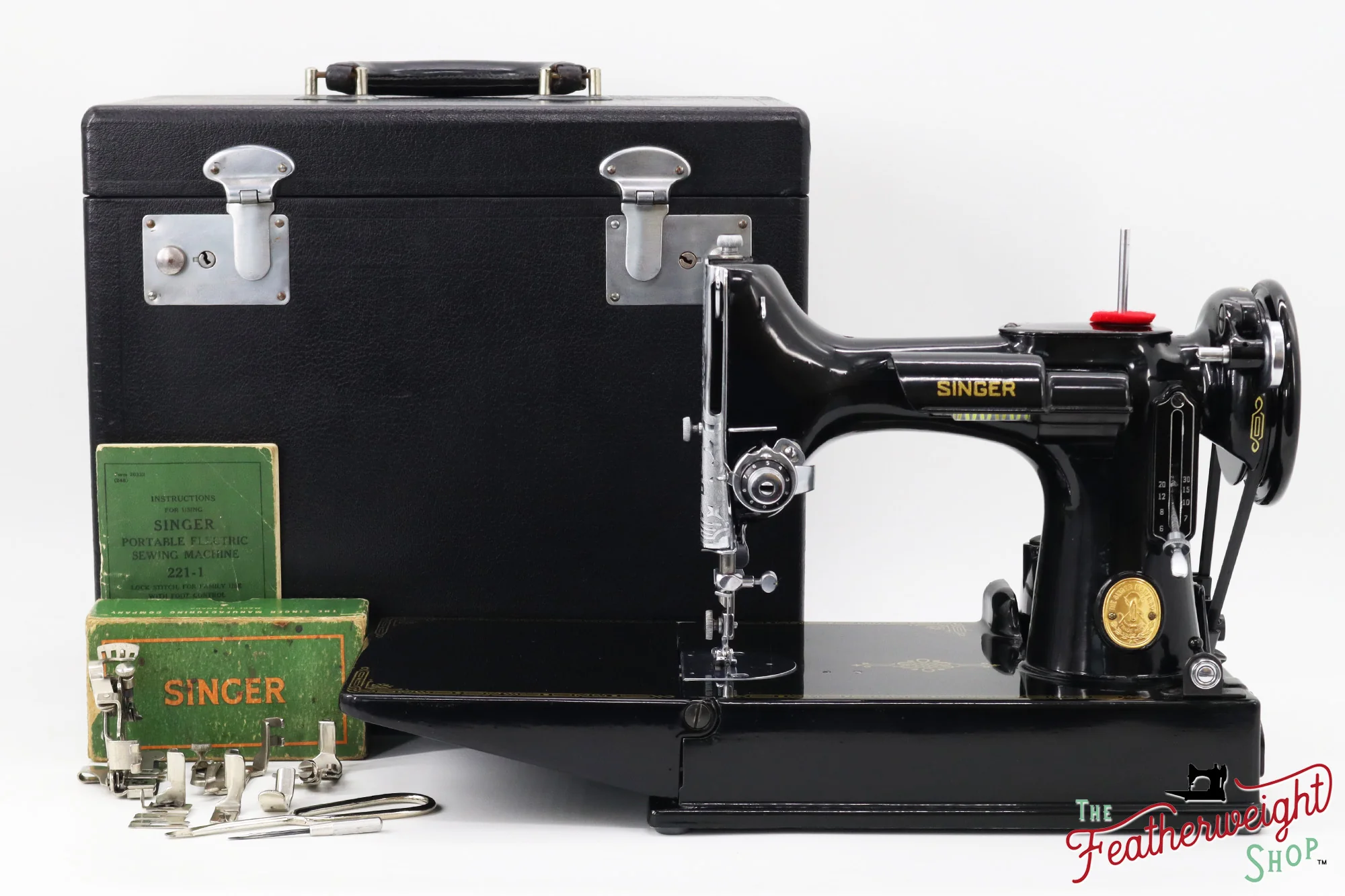 Singer Featherweight 221K Sewing Machine, 1948 - EE808*** - Image 2
