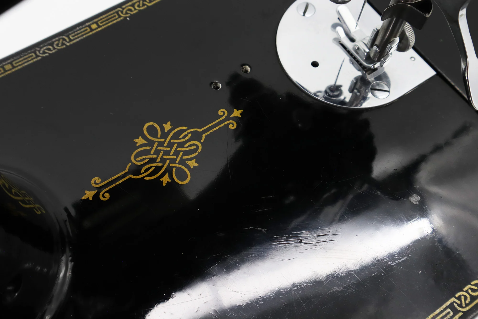 Singer Featherweight 221K Sewing Machine, 1949 - EF561*** - Image 11