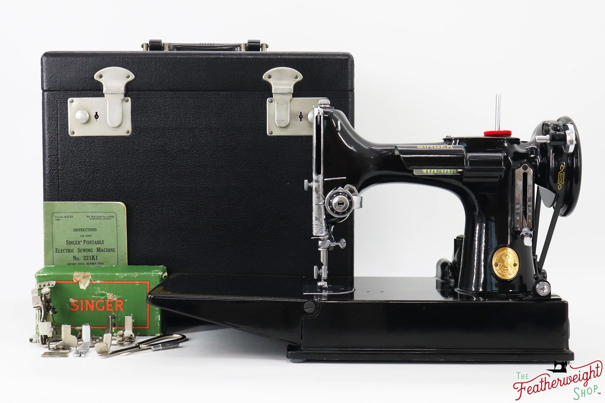 Singer Featherweight 221K Sewing Machine, 1950 - EF692*** - Image 3