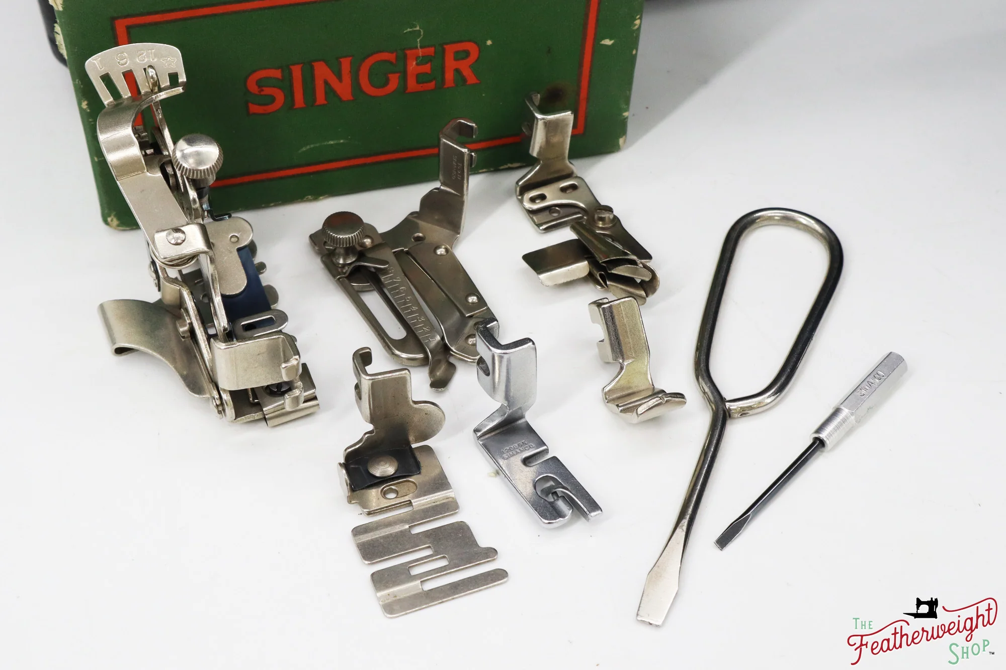 Singer Featherweight 221K Sewing Machine, 1950 - EG303*** - Image 16