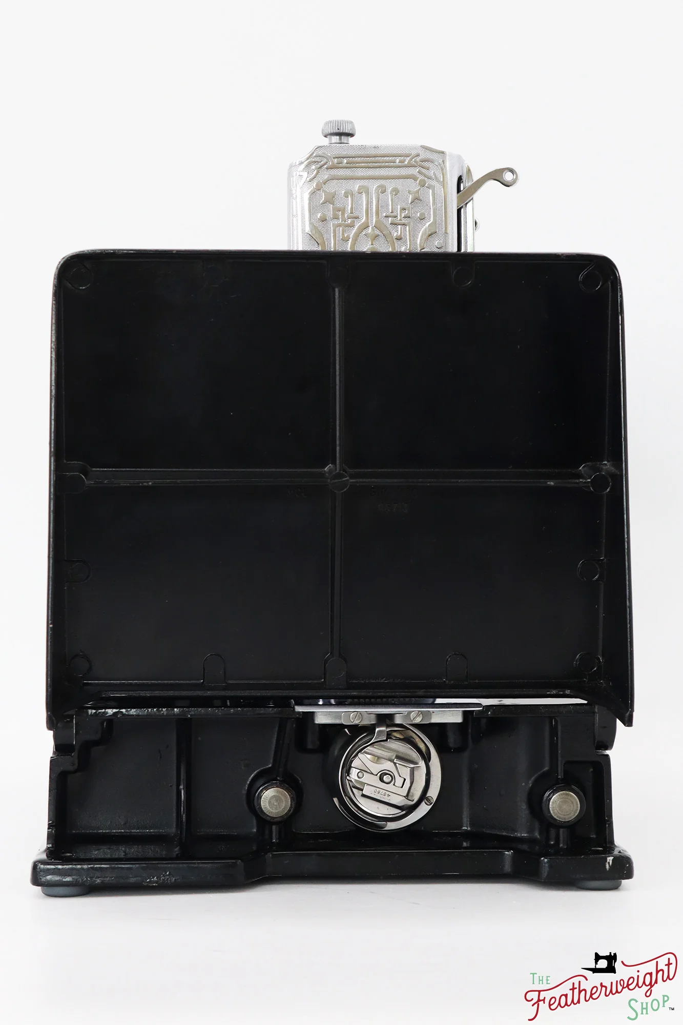 Singer Featherweight 221K Sewing Machine, 1950 - EG303*** - Image 4