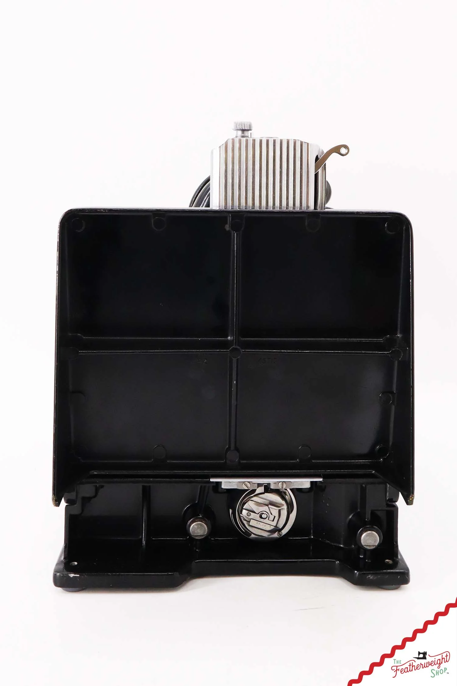 Singer Featherweight 221K Sewing Machine, 1952 - EH6265** - Image 4
