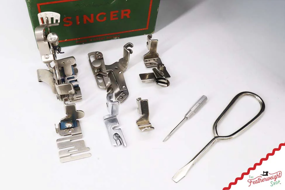 Singer Featherweight 221K Sewing Machine, 1955 - EK208** - Image 18