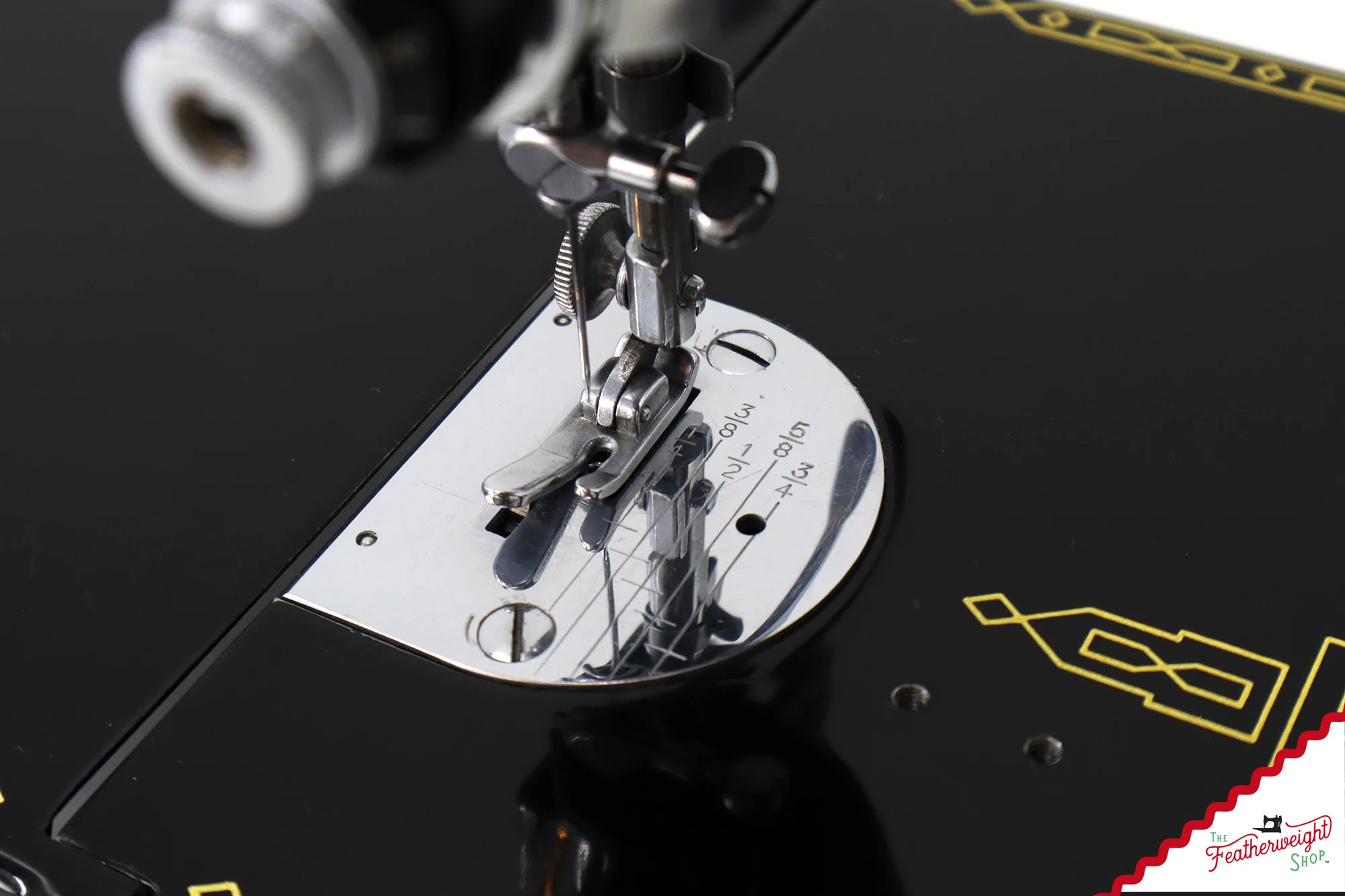 Singer Featherweight 221K Sewing Machine, 1955 - EK9865** - Image 13