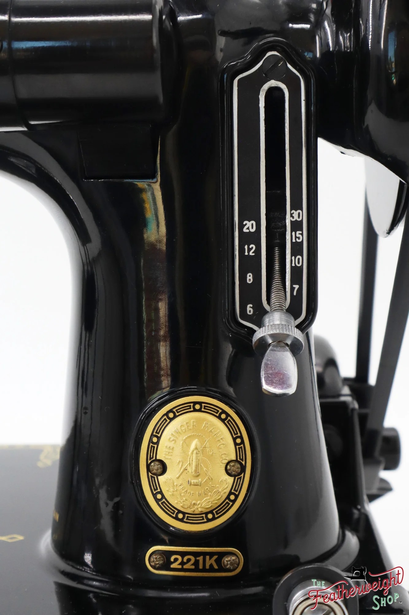 Singer Featherweight 221K Sewing Machine, 1957 - EM0173** - Image 16