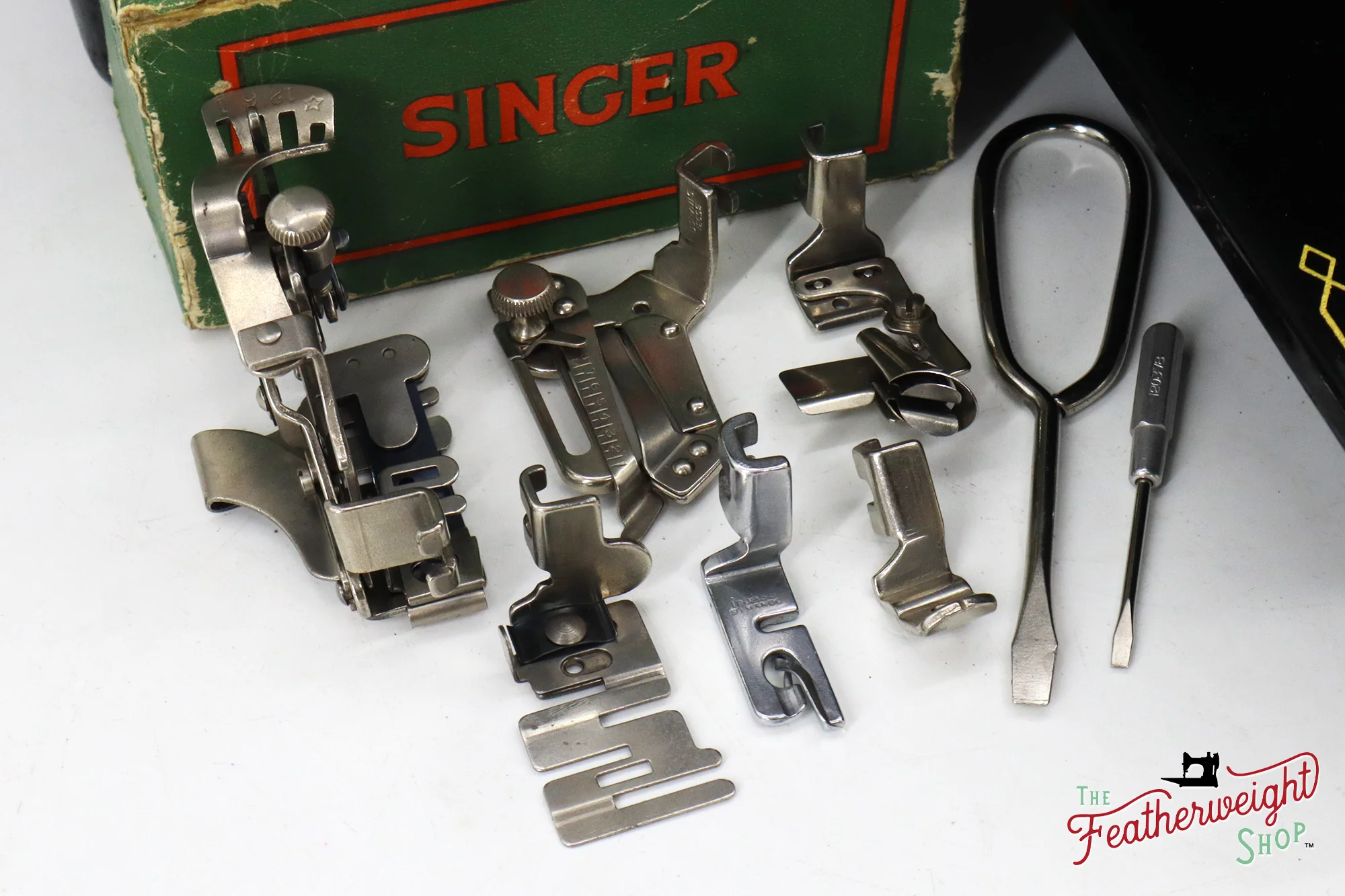 Singer Featherweight 221K Sewing Machine, 1957 - EM0176** - Image 17