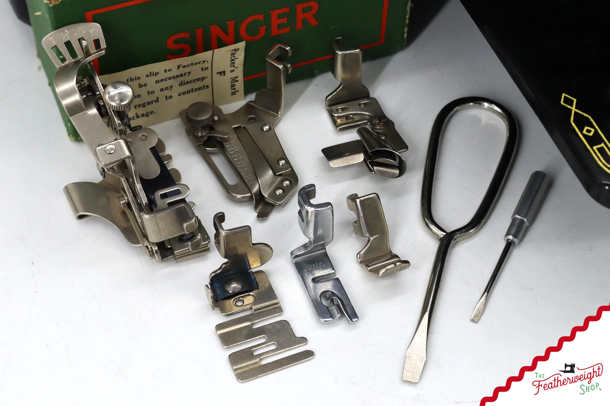Singer Featherweight 221K Sewing Machine, 1957 - EM019*** - Image 16
