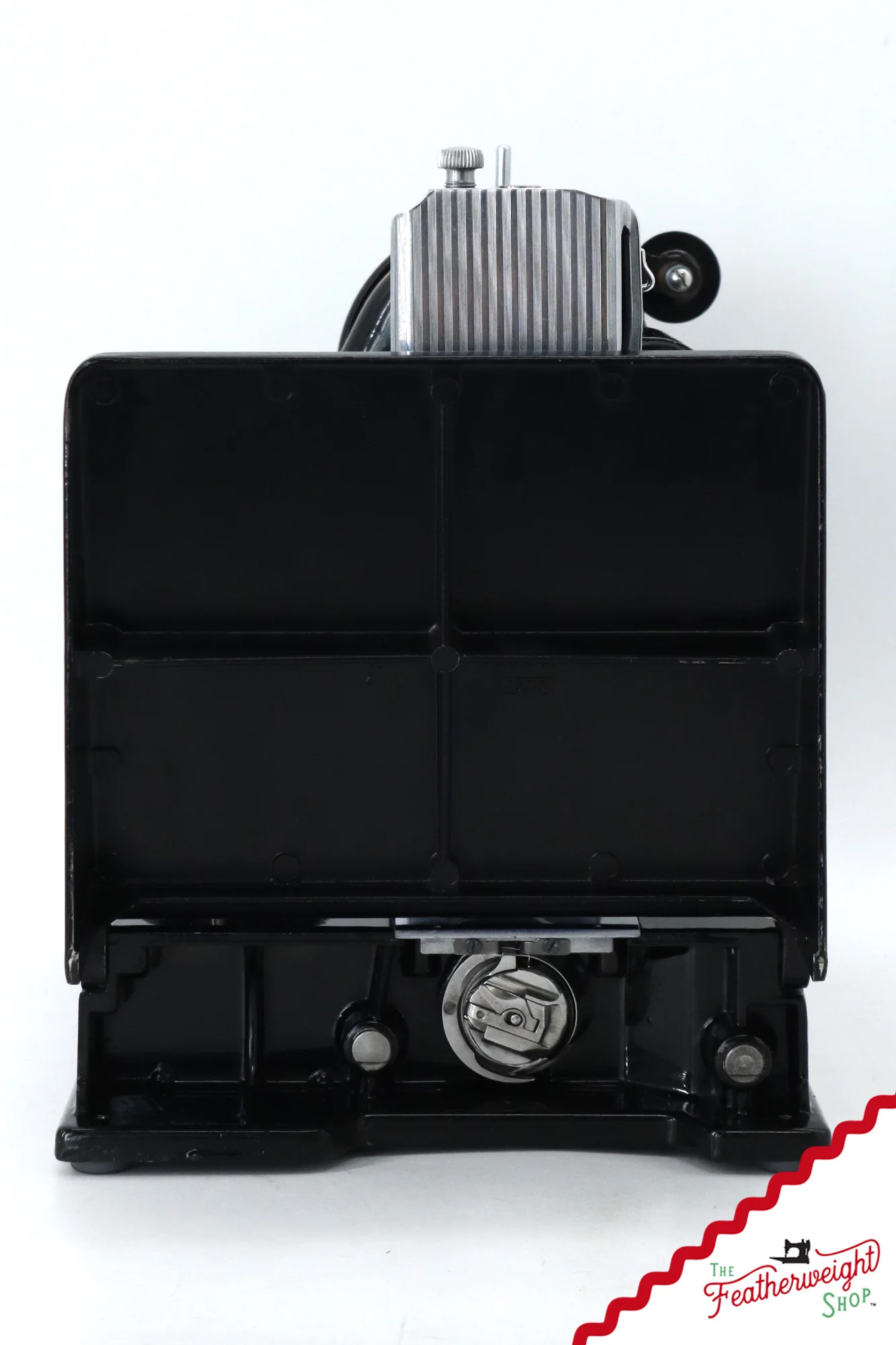 Singer Featherweight 221K Sewing Machine, 1957 - EM019*** - Image 4
