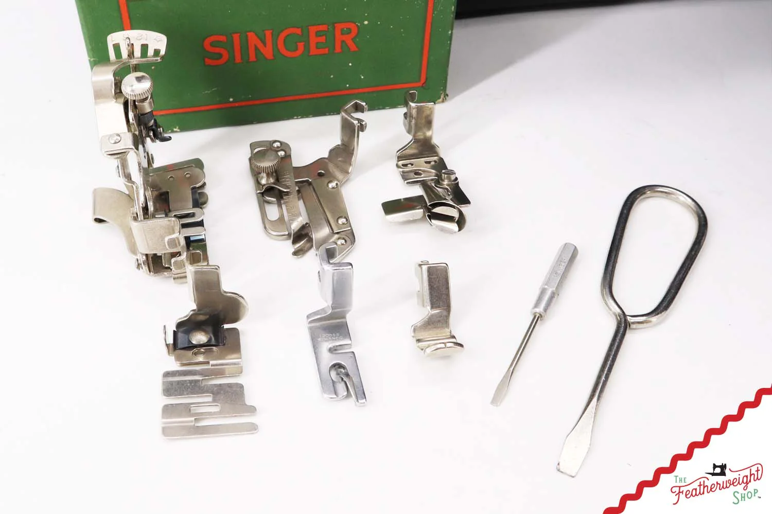 Singer Featherweight 221K Sewing Machine, 1957 - EM0203** - Image 20