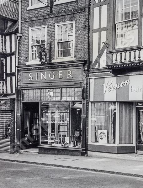 Singer Featherweight 221K Sewing Machine, 1957 - EM0203** - Image 9