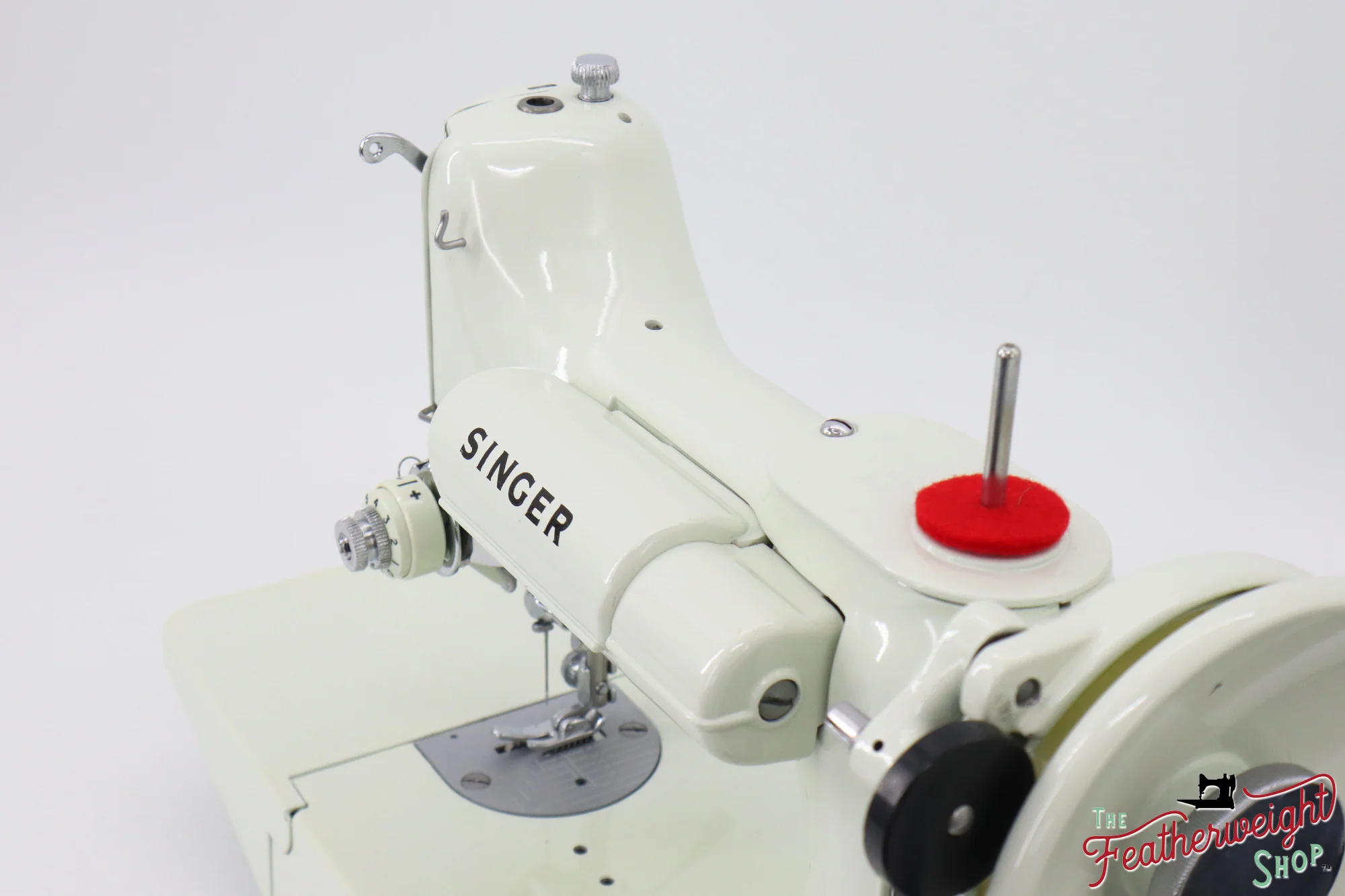 Singer Featherweight 221K Sewing Machine, British WHITE EV9694** - Image 10