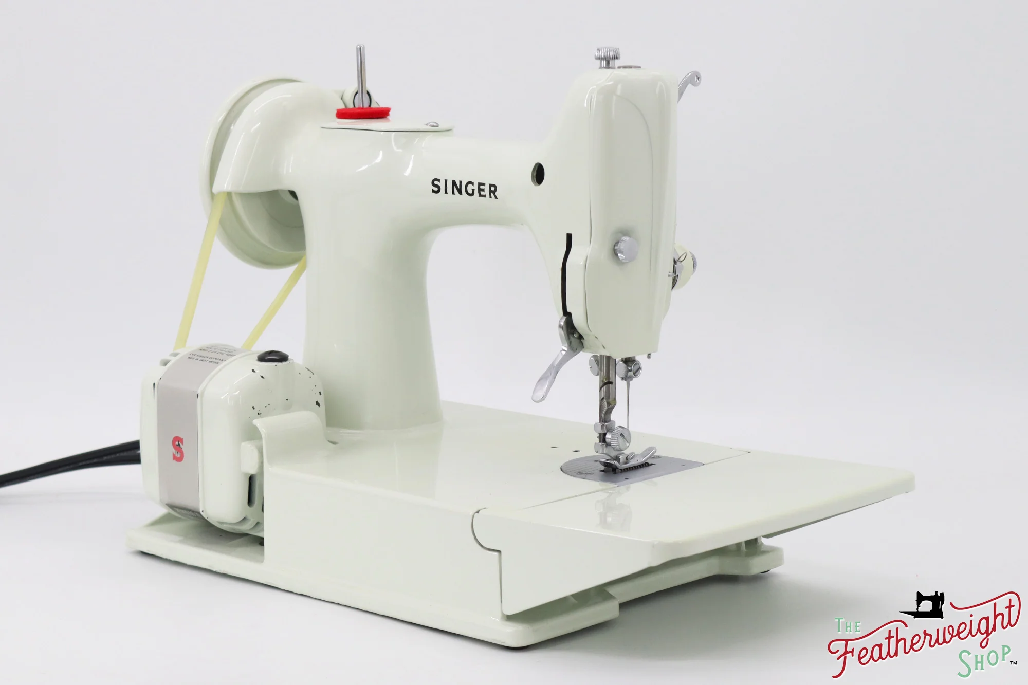 Singer Featherweight 221K Sewing Machine, British WHITE EV9694** - Image 5