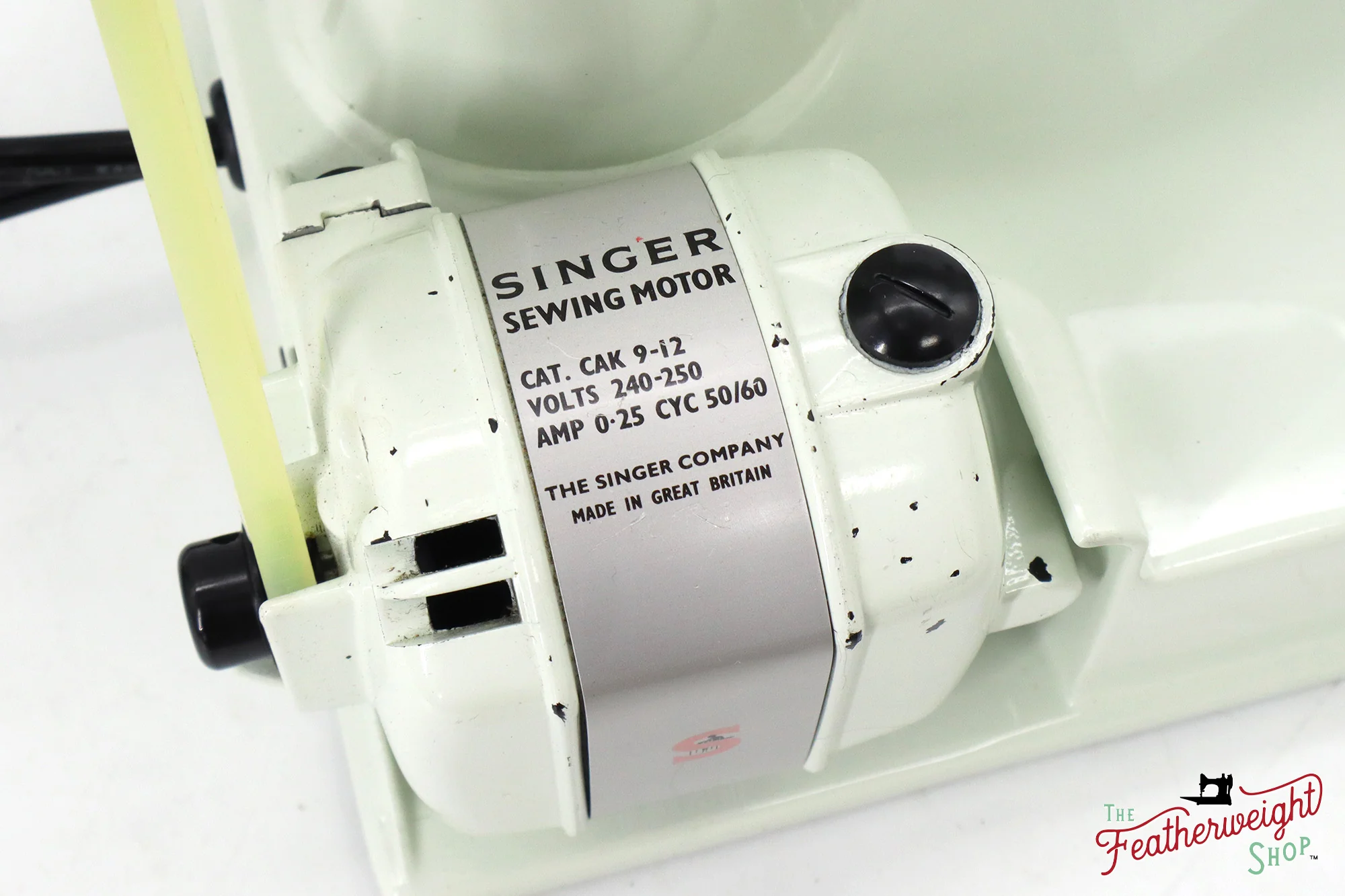 Singer Featherweight 221K Sewing Machine, British WHITE EV9858** - Image 16