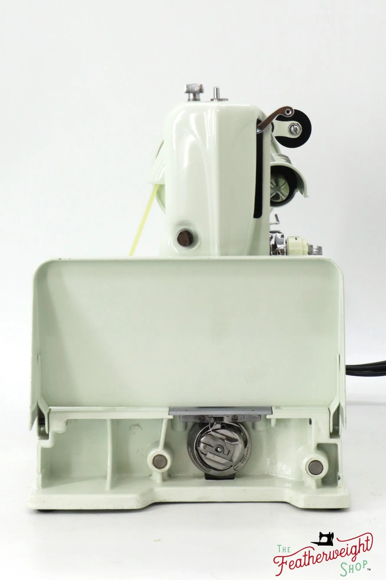 Singer Featherweight 221K Sewing Machine, British WHITE EV9858** - Image 4