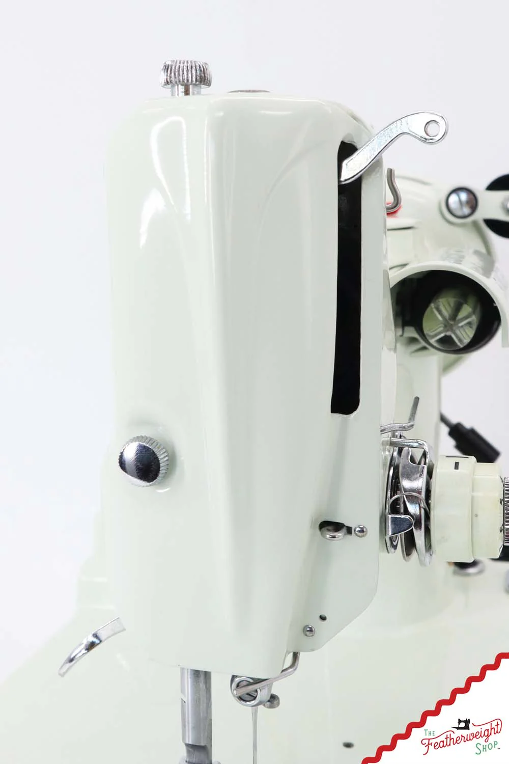 Singer Featherweight 221K Sewing Machine, British WHITE EV98612* - Image 4