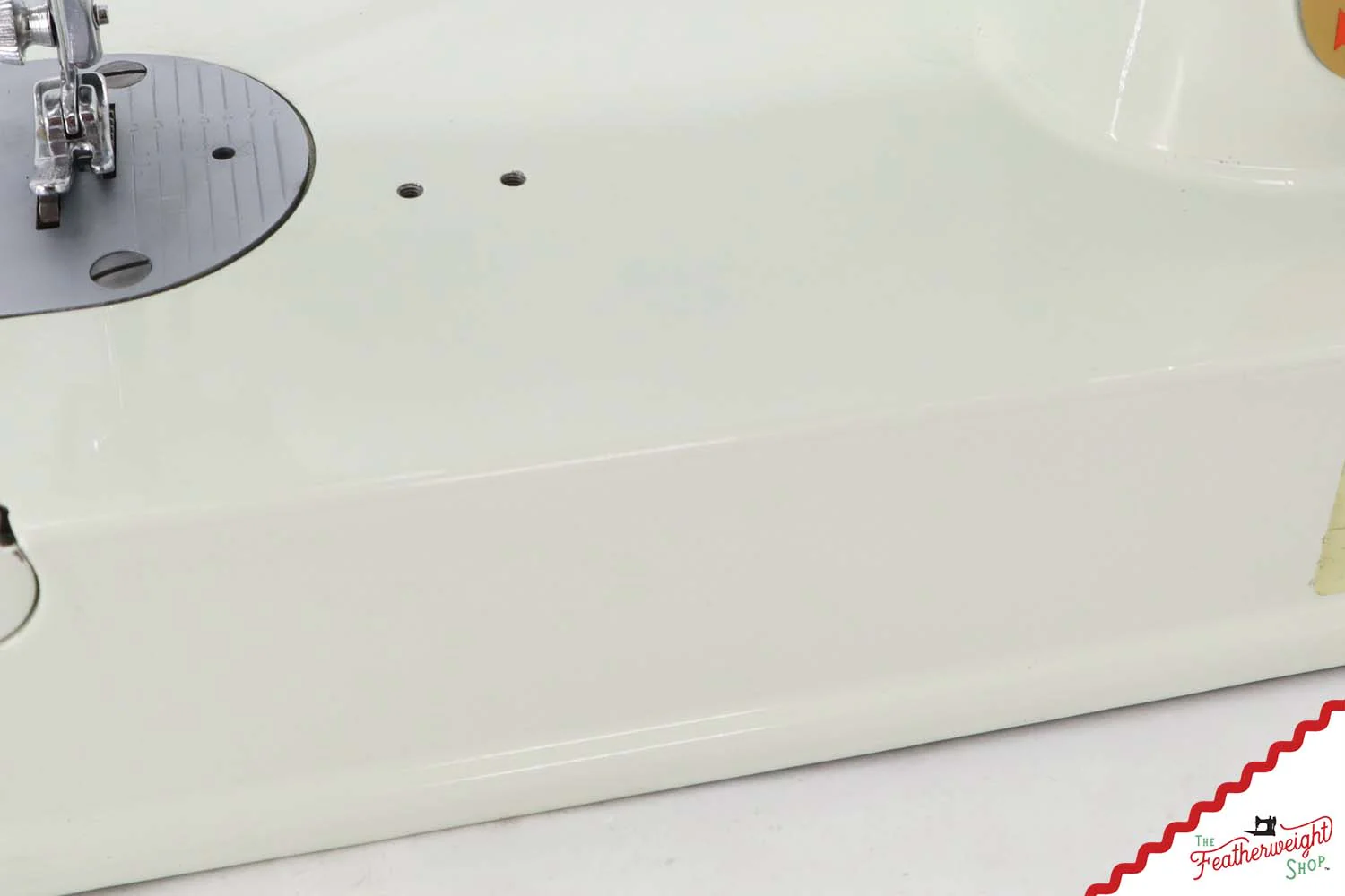 Singer Featherweight 221K Sewing Machine, British WHITE EV98612* - Image 9
