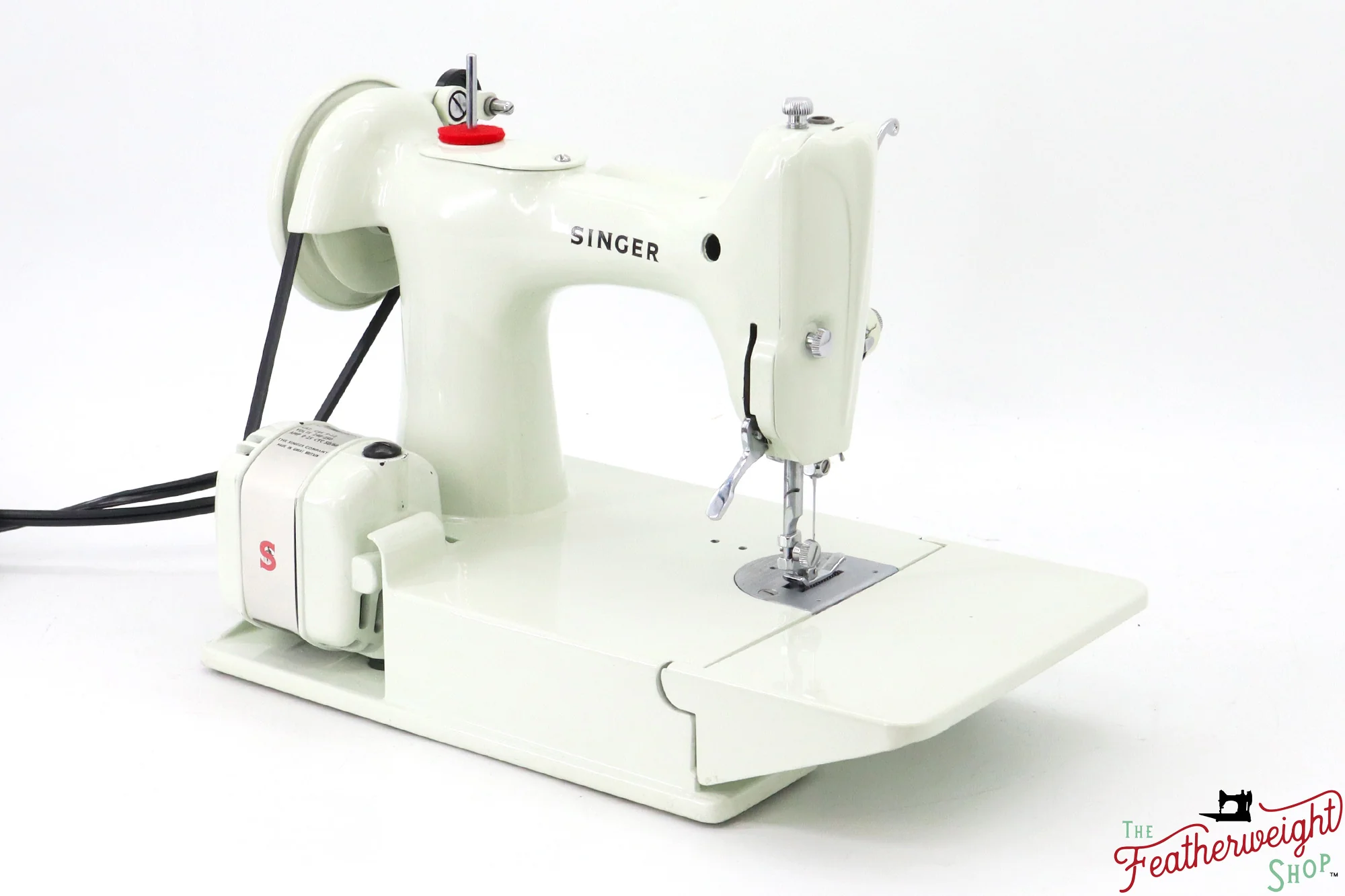 Singer Featherweight 221K Sewing Machine, British WHITE EV988*** - Image 7