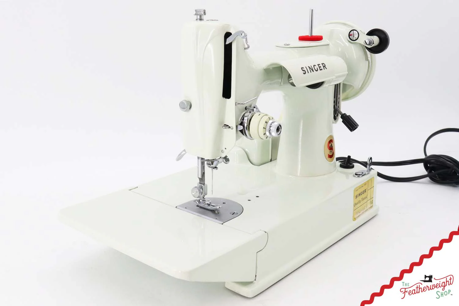 Singer Featherweight 221K Sewing Machine, British WHITE EV999*** - Image 3