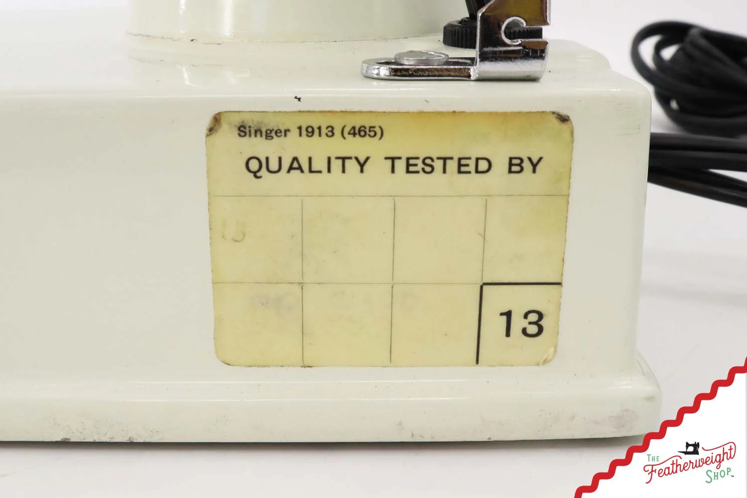 Singer Featherweight 221K Sewing Machine, British WHITE EW065*** - Image 13