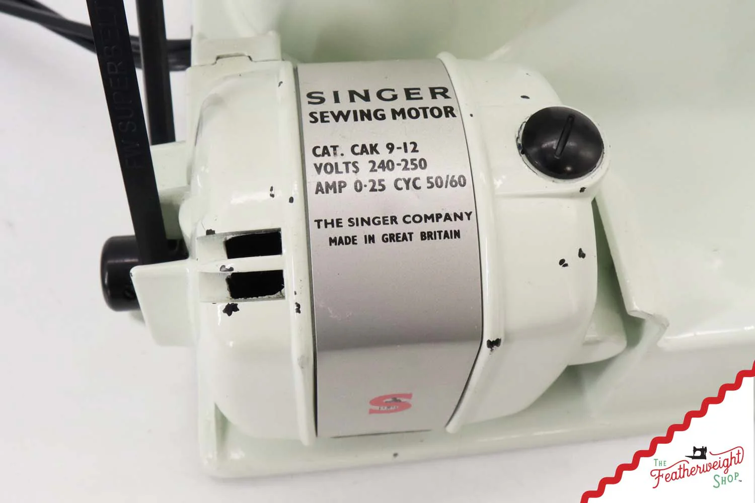 Singer Featherweight 221K Sewing Machine, British WHITE EW065*** - Image 17