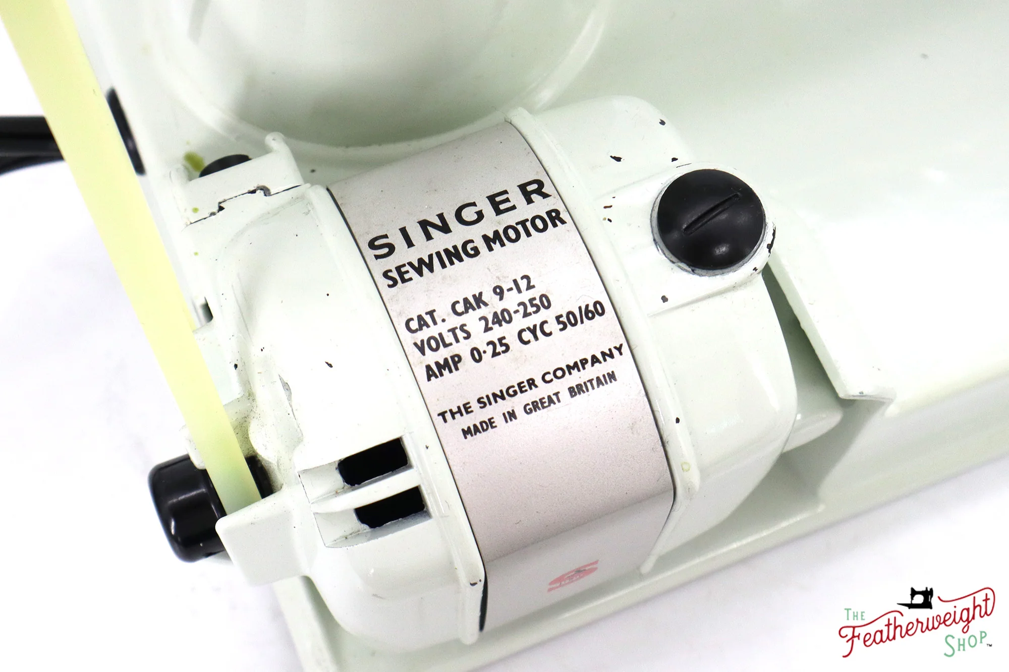 Singer Featherweight 221K Sewing Machine, British WHITE EW068*** - Image 18
