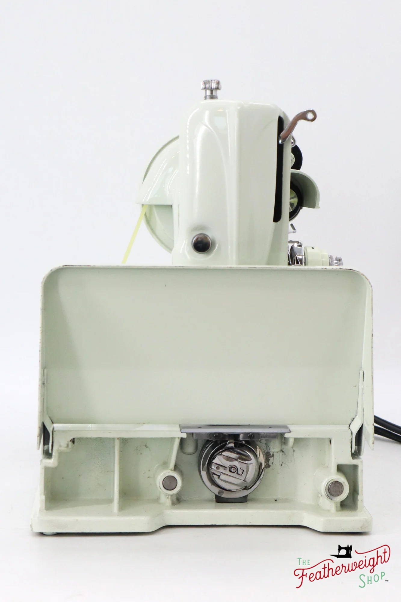 Singer Featherweight 221K Sewing Machine, British WHITE EW068*** - Image 5