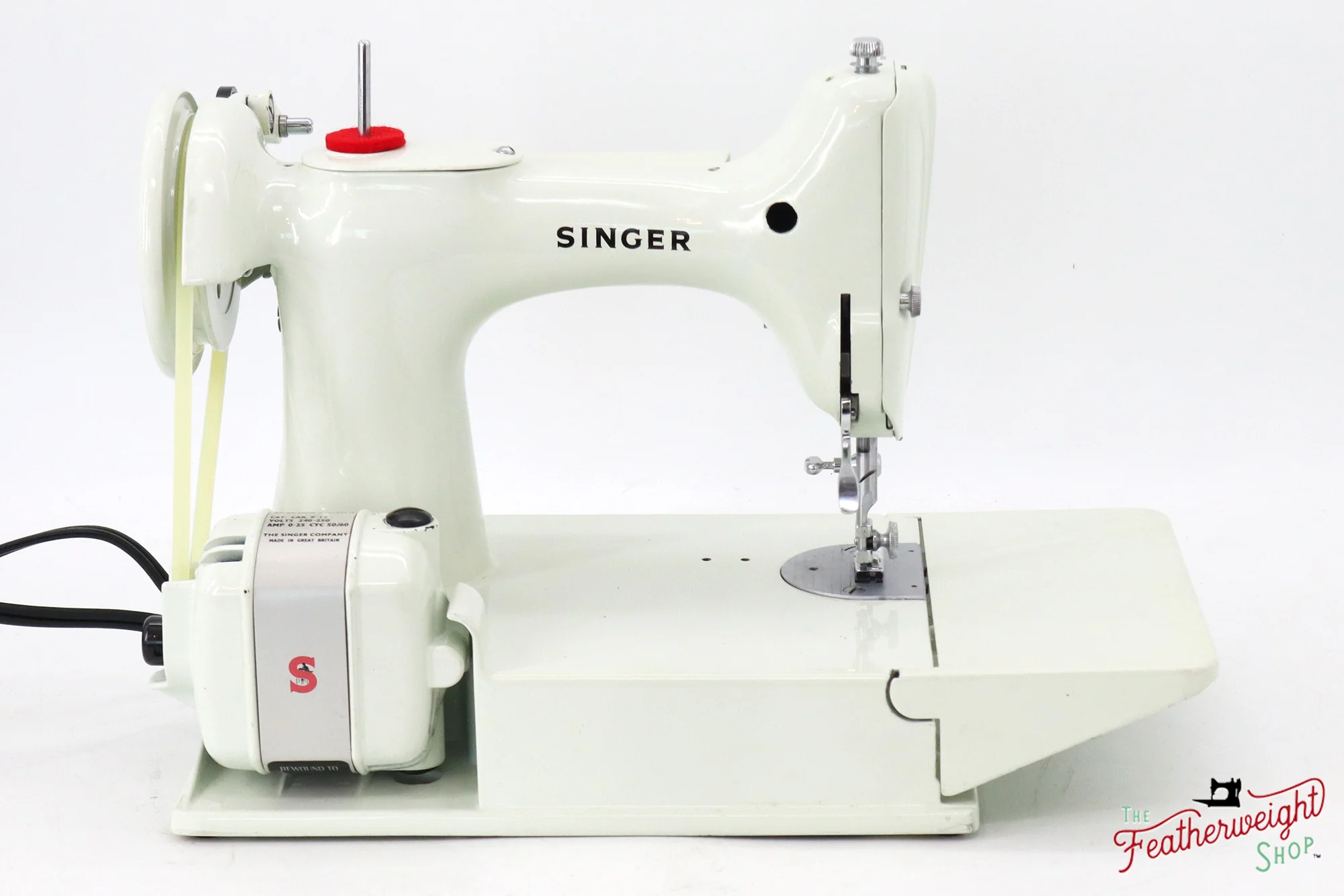 Singer Featherweight 221K Sewing Machine, British WHITE EW068*** - Image 7