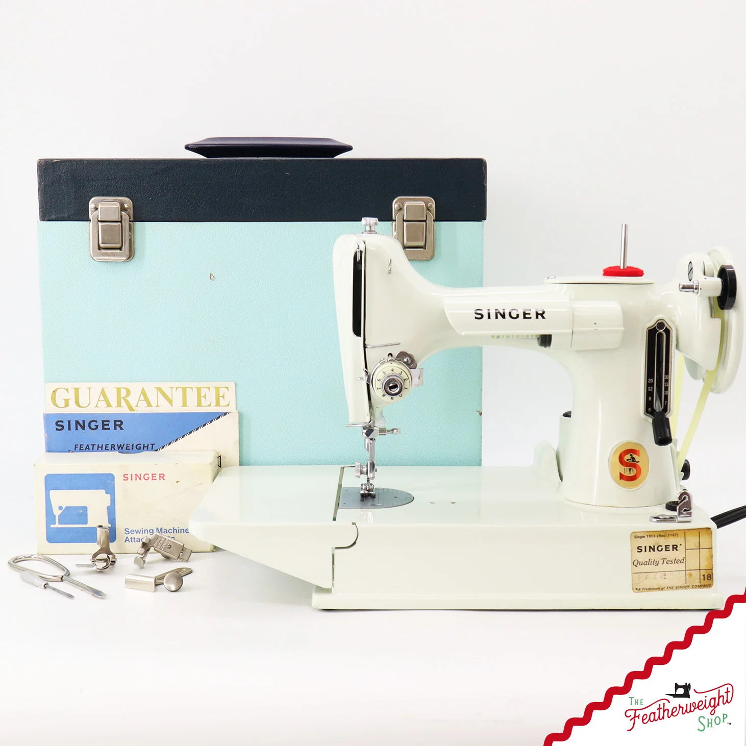 Singer Featherweight 221K Sewing Machine, British WHITE FA207***