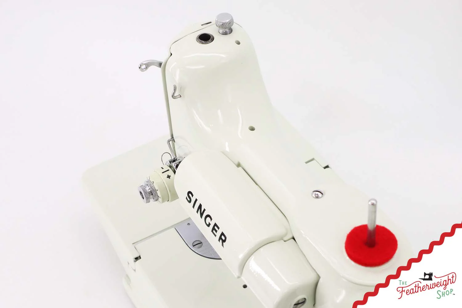 Singer Featherweight 221K Sewing Machine, British WHITE FA229*** - Image 12