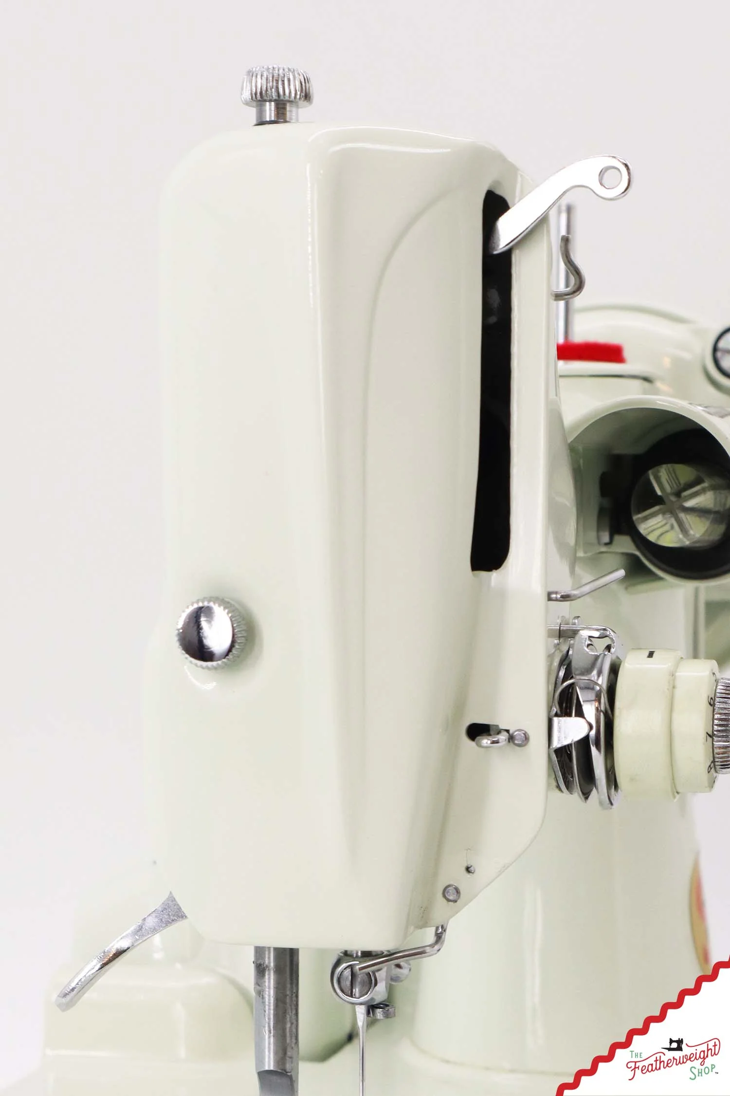 Singer Featherweight 221K Sewing Machine, British WHITE FA229*** - Image 13