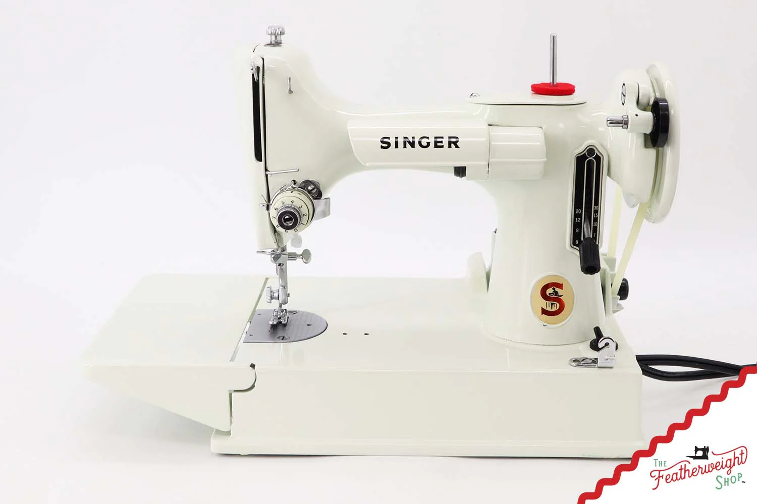 Singer Featherweight 221K Sewing Machine, British WHITE FA229*** - Image 3