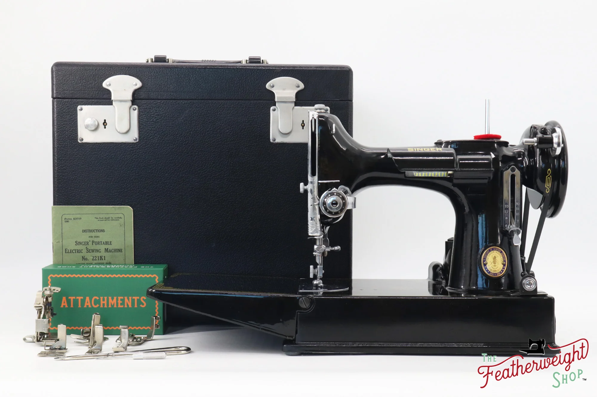 Singer Featherweight 221K Sewing Machine, Centennial: EF691*** - Image 2