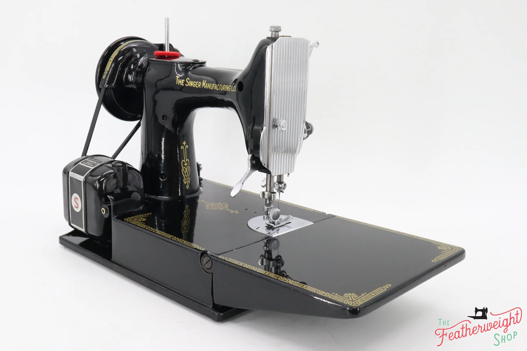 Singer Featherweight 221K Sewing Machine, Centennial! EF703*** - Image 5