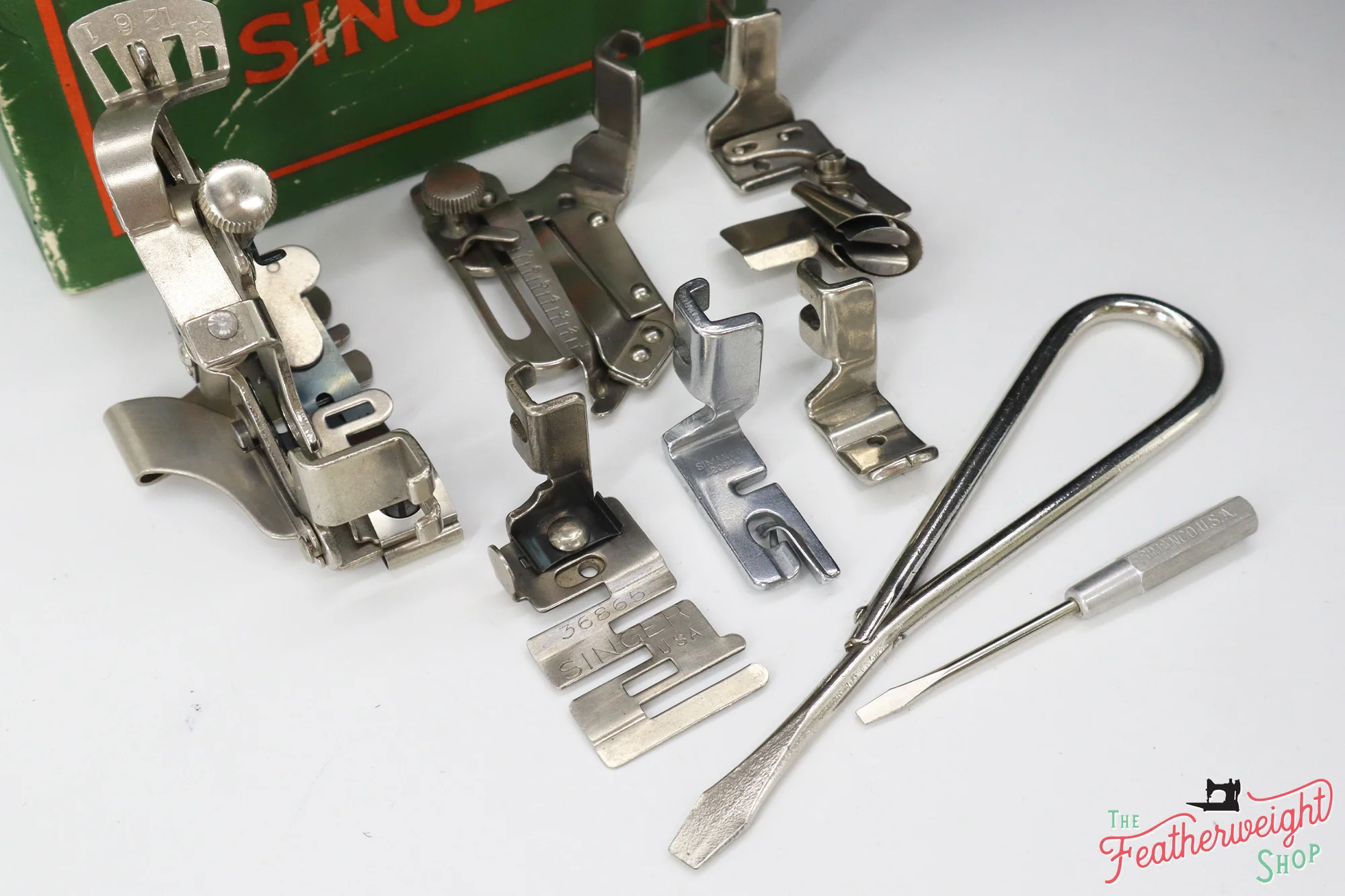Singer Featherweight 221K Sewing Machine, Centennial! EF9099** - Image 17