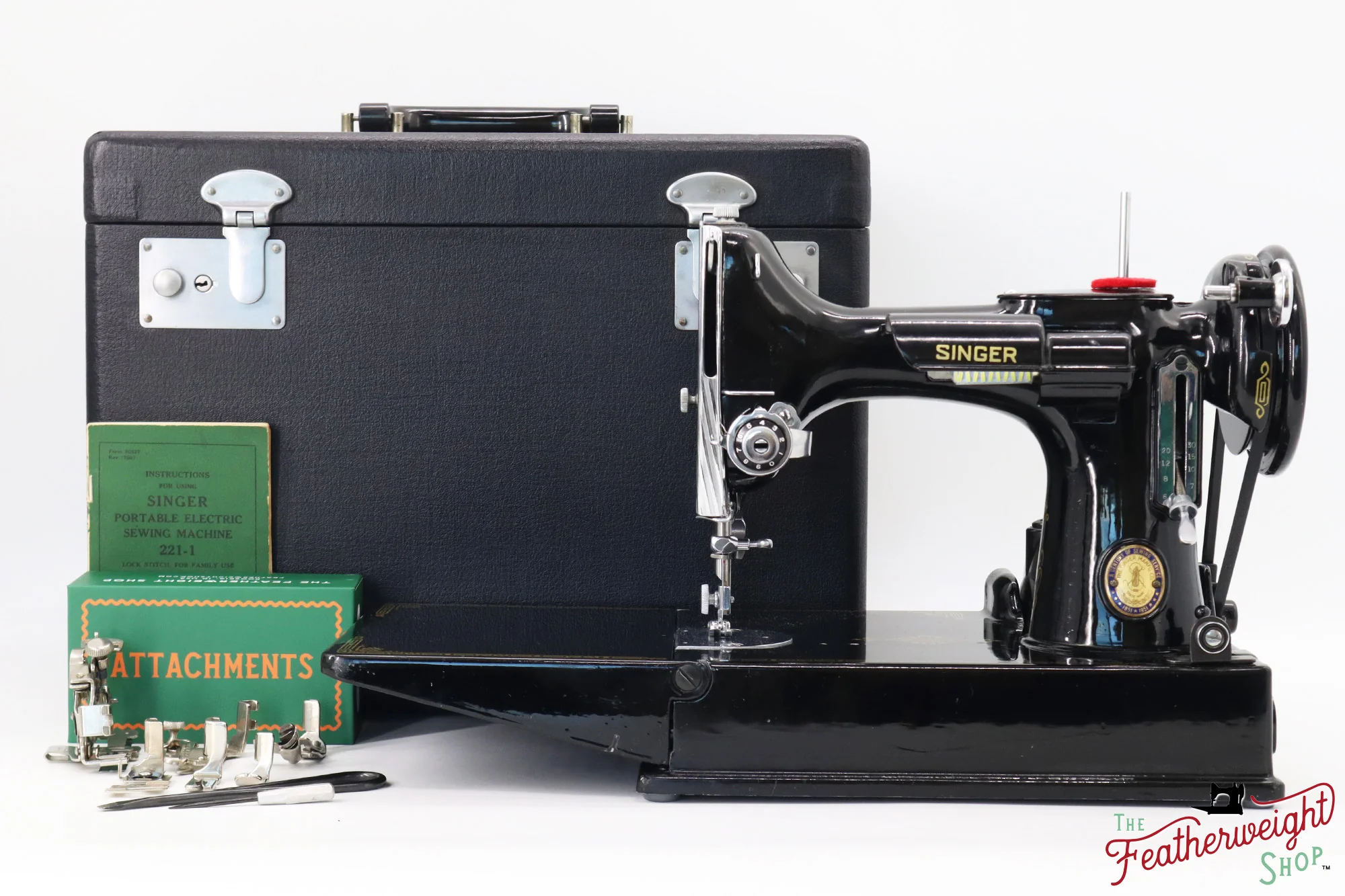 Singer Featherweight 221K Sewing Machine, Centennial: EF910*** - Image 2