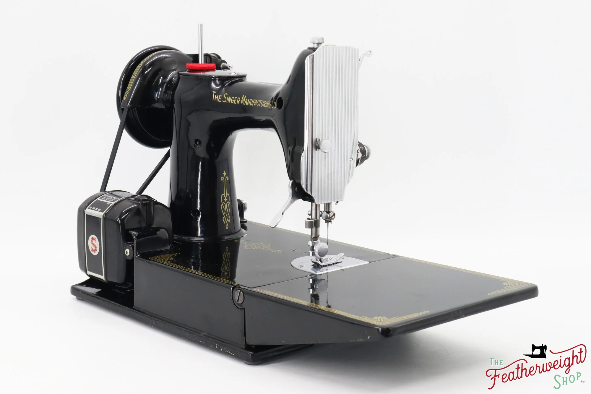 Singer Featherweight 221K Sewing Machine, Centennial: EF910*** - Image 7