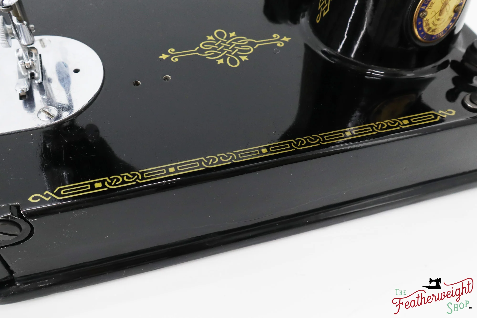 Singer Featherweight 221K Sewing Machine, Centennial: EF910*** - Image 9