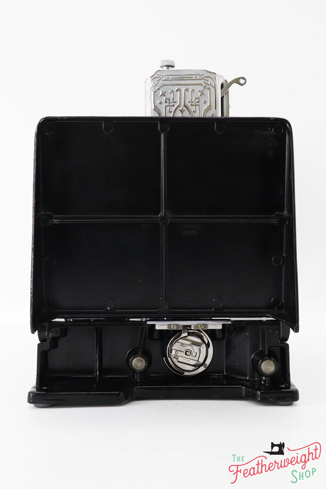 Singer Featherweight 221K Sewing Machine, Centennial! EG349*** - Image 6